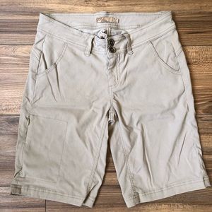 Prana Halle knee length shorts women’s khaki size 2